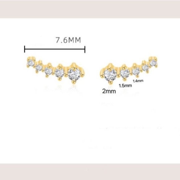 S925 Graduated CZ Diamonds Stud Earrings/Fashion Meteor Stars-Gold ECZ027 - Picture 8 of 9